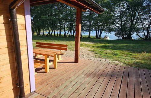 Szczecinek House | Holiday home right on the lake shore