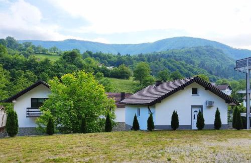 Jajce House | holiday home RIVER HOUSE