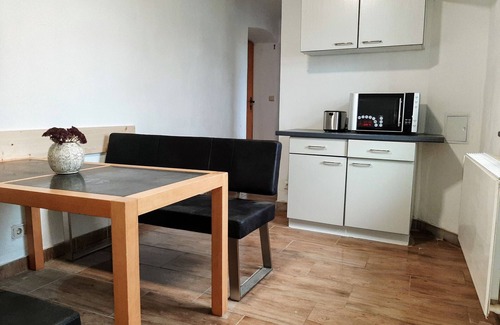 Rodershausen House | Holiday Home 'Rodershausen' with Private Terrace and Wi-Fi