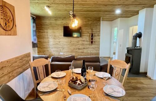 Grafenhausen House | Holiday Home Rothüsli 15 by Interhome