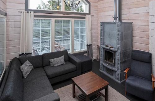 Rukatunturi House | Holiday Home Rukanloisto a by Interhome