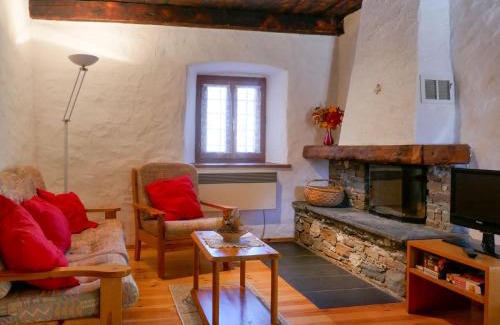 Blenio House | Holiday Home Rustico Stübii by Interhome