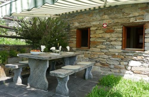 Semione House | Holiday Home Rustico Cleo by Interhome