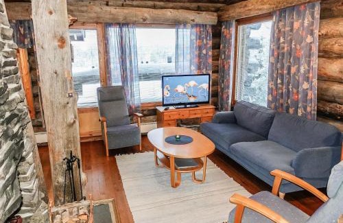 Salla House | Holiday Home Sallanhelmi c1 by Interhome