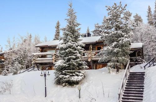Salla House | Holiday Home Sallanhelmi c1 by Interhome