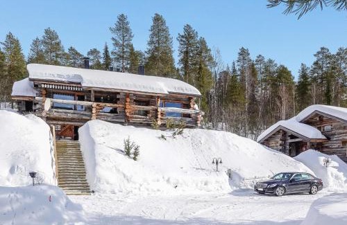 Salla House | Holiday Home Sallanhelmi e2 by Interhome