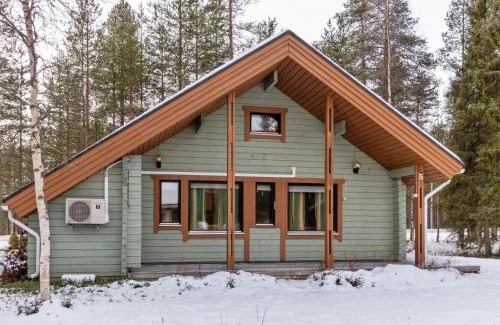 Salla House | Holiday Home Sallassi by Interhome