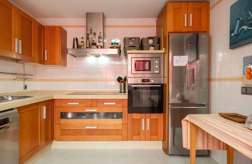 San Fernando House | Holiday Home 'San Sol' with Wi-Fi and Air Conditioning