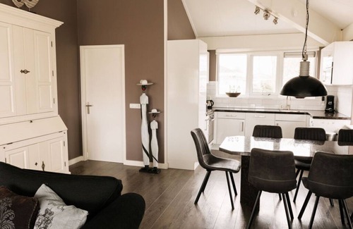 Makkum Apartment | Holiday home Satijnduiker