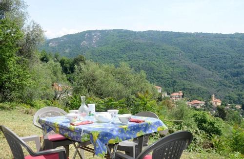Bendejun House | Holiday Home Schöner Stern by Interhome