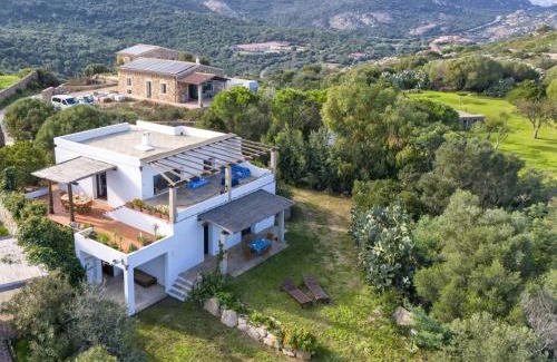 Cugnana Verde House | Holiday Home Schina Manna by Interhome
