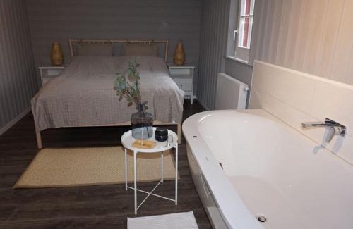 Tabarz Apartment | Holiday home "Schwedenhaus Bad Tabarz"