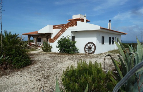 Carrapateira House | Holiday home situated on the sea on the western Algarve - Carrapateira, near the beach