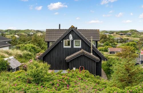 Blokhus House | Holiday Home Skamhals - 700m from the sea by Interhome