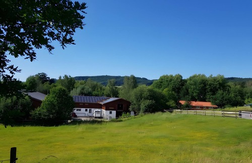 Salem House | Holiday Home 'Sonnenweide, 85qm' with Private Terrace, Shared Garden and Wi-Fi