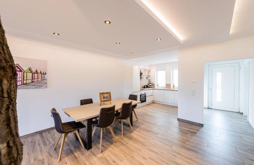 Barssel House | Holiday home "Spiekeroog" with 88sqm - in the holiday park Harkebrügge