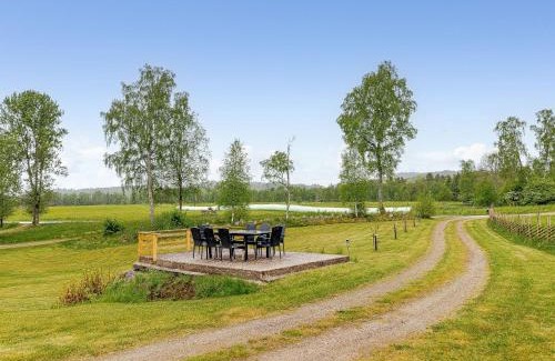 Sloinge House | Holiday Home Störsjö Idyllen by Interhome
