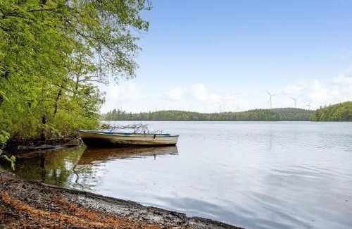 Sloinge House | Holiday Home Störsjö Idyllen by Interhome