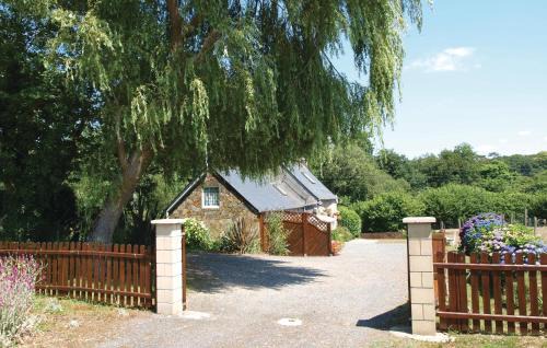 Plouaret House | Holiday Home St Ignace