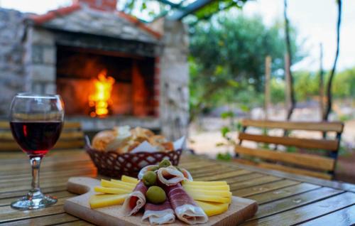 Sutivan House | Holiday Home Stomorica