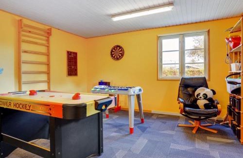 Egense House | Holiday Home Swaver - 300m to the inlet by Interhome