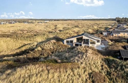 Hvorup Klit House | Holiday Home Tamina - 50m from the sea by Interhome