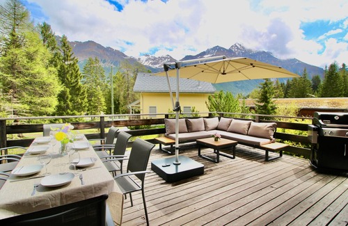 Vaz-Obervaz Ski Chalet | Holiday home Tgantieni Ski-in Ski-out-Lenzerheide