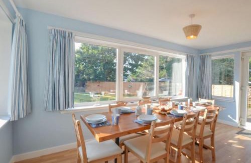 Connel House | Holiday Home Tigh na Sith by Interhome
