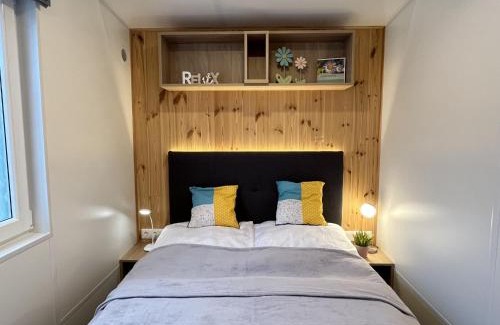 Wemding House | Holiday Home Tiny Haus Karin by Interhome