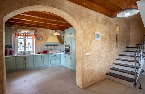 Pavicini Villa | Holiday Home Tranquil with Pool