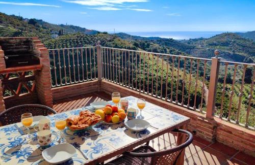 Frigiliana House | Holiday Home Tres Palmeras by Interhome