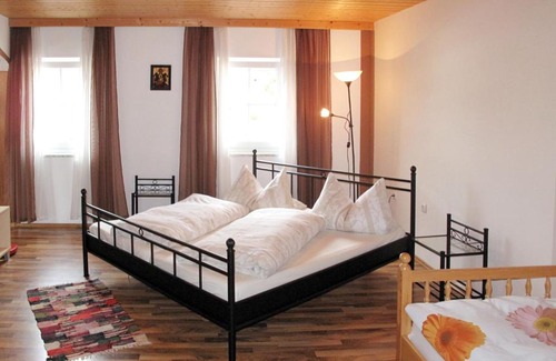 Fahrnbach House | Holiday Home Triendl by Interhome