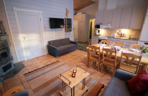 Saariselka House | Holiday Home Tunturituuli b by Interhome