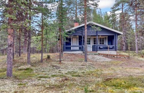 Enontekio House | Holiday Home Tunturitupa kuolpuna by Interhome