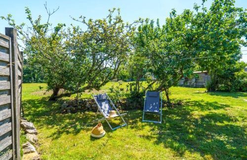 Crozon House | Holiday Home Ty Jos by Interhome