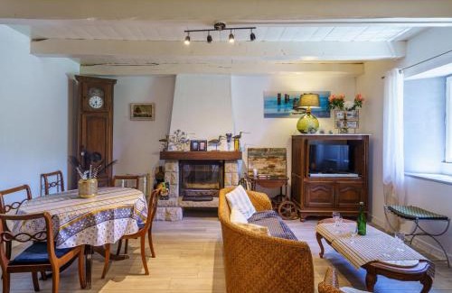 Crozon House | Holiday Home Ty Jos by Interhome