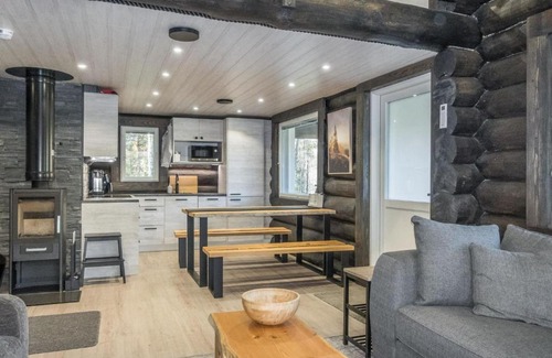 Rovaniemi House | Holiday Home Vaaranpää by Interhome
