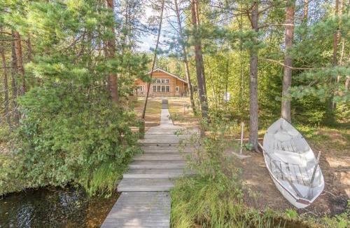 Renko House | Holiday Home Valkealammi by Interhome