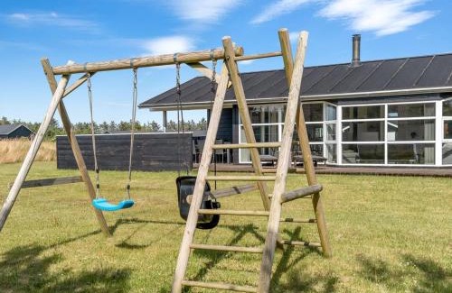 Hvorup Klit House | Holiday Home Vaula - 800m from the sea by Interhome