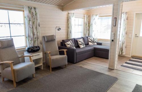 Akaslompolo House | Holiday Home Venuskukkula by Interhome