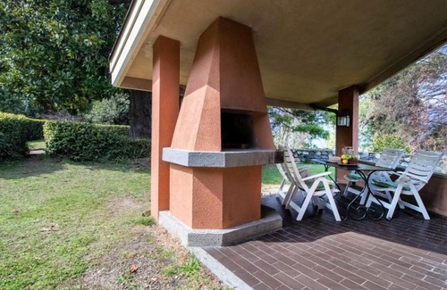 Porto Valtravaglia House | Holiday Home Villa Camelia by Interhome