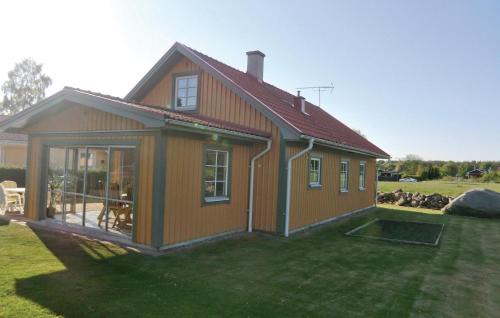 Falkvik House | Holiday Home Vickerstigen Sölvesborg Ii