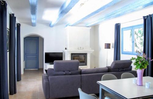 Bagnols-en-Foret House | Holiday Home Villa Surya - BEF175 by Interhome