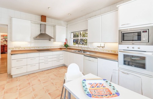 Son Armadams Villa | Holiday Home “Villa Bellver” near Palma center with Wi-Fi, Garden & Pool