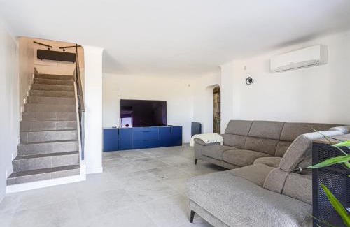 Ventabrun House | Holiday Home Villa la Bergerie by Interhome