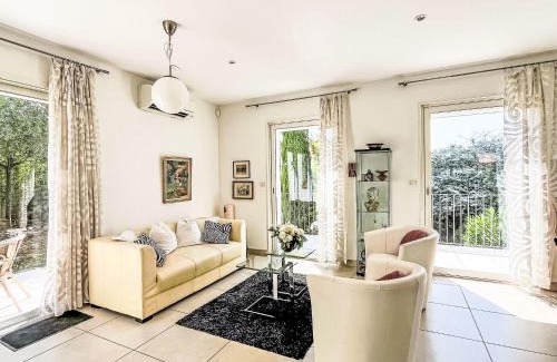 Montesquieu-des-Alberes House | Holiday Home Villa Montes by Interhome