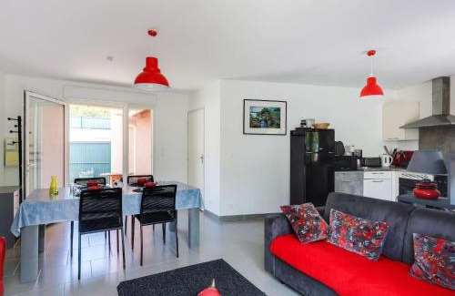 Le Dramont House | Holiday Home Villa Robinson by Interhome