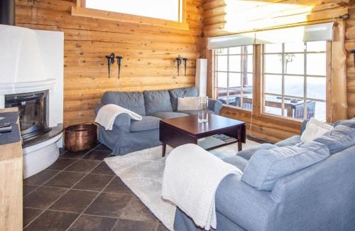 Kilpisjarvi House | Holiday Home Villa tsahkal by Interhome