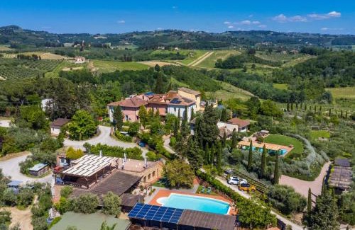 Gorgognano House | Holiday Home Villetta Aia - CET120 by Interhome