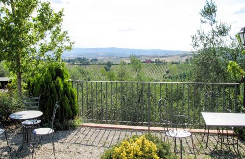 Gorgognano House | Holiday Home Villetta Aia - CET120 by Interhome